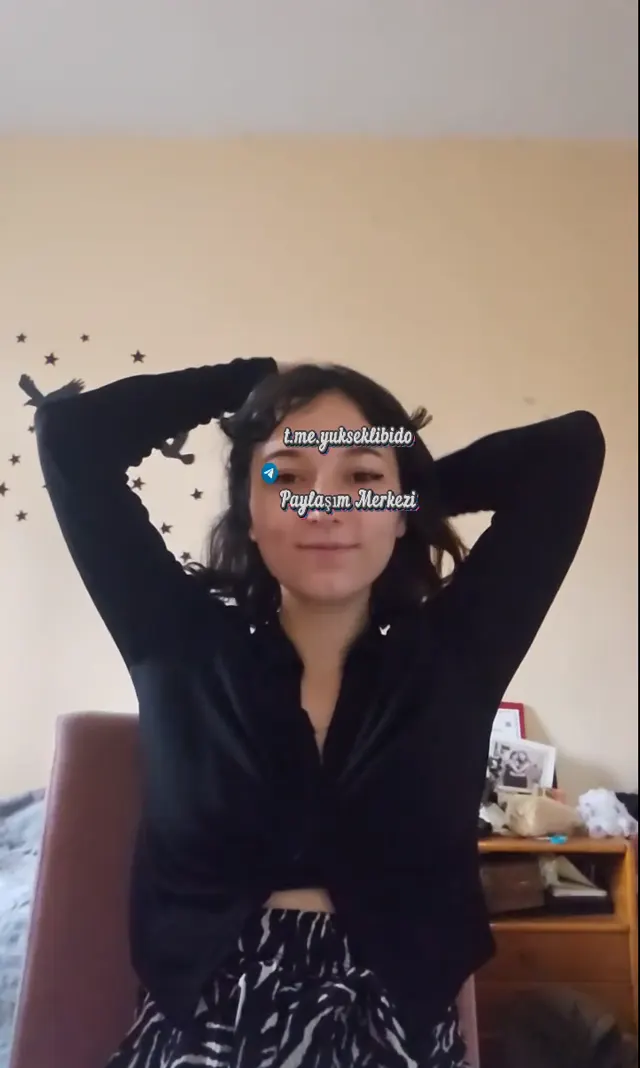 (9) Gizem👾💜   Tango Live 2024-12-29 14 37 — Gizem — Canlı Yayınlar · sahne 2