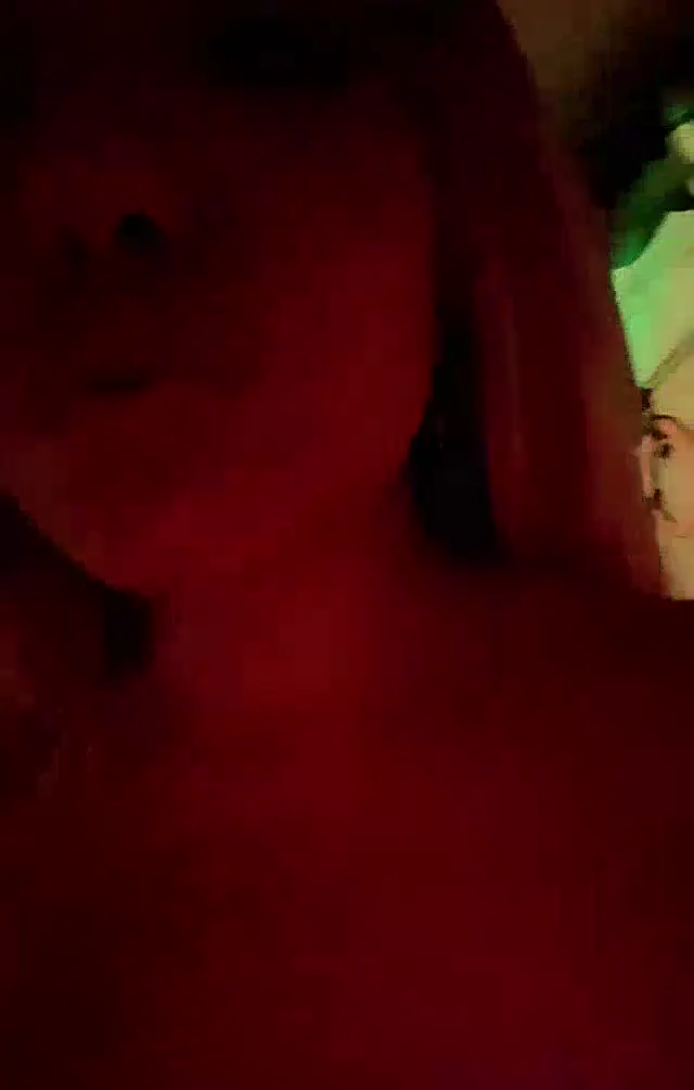 Tango Açelya ifşa Loş ışıkta dildo amcık show yaptı — Açelya — Bedava Porno · sahne 3