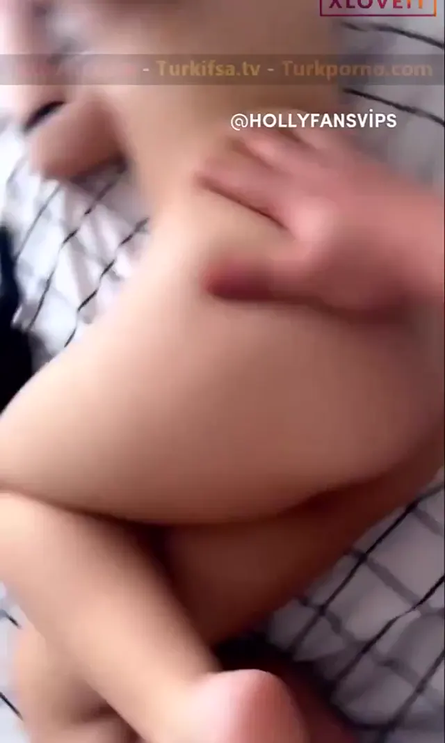 Tango Ada Lara — Ada Lara Porno Manitayı sakso çekerek uyandırdı · sahne 3