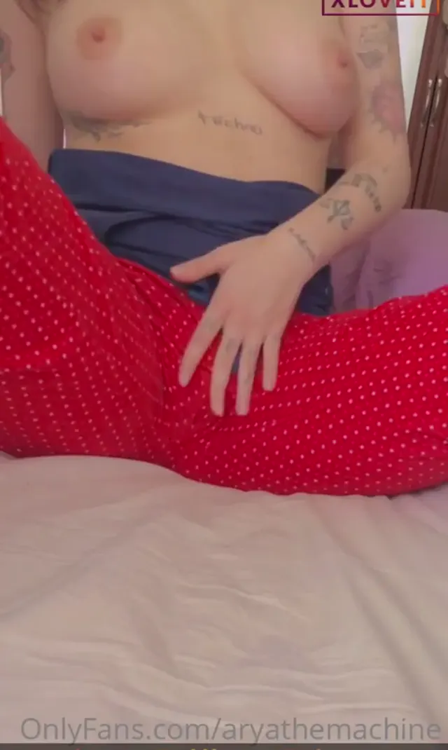 AryatheMachine ifşa nude video — AryaTheMachine — Türk ifşa · sahne 1
