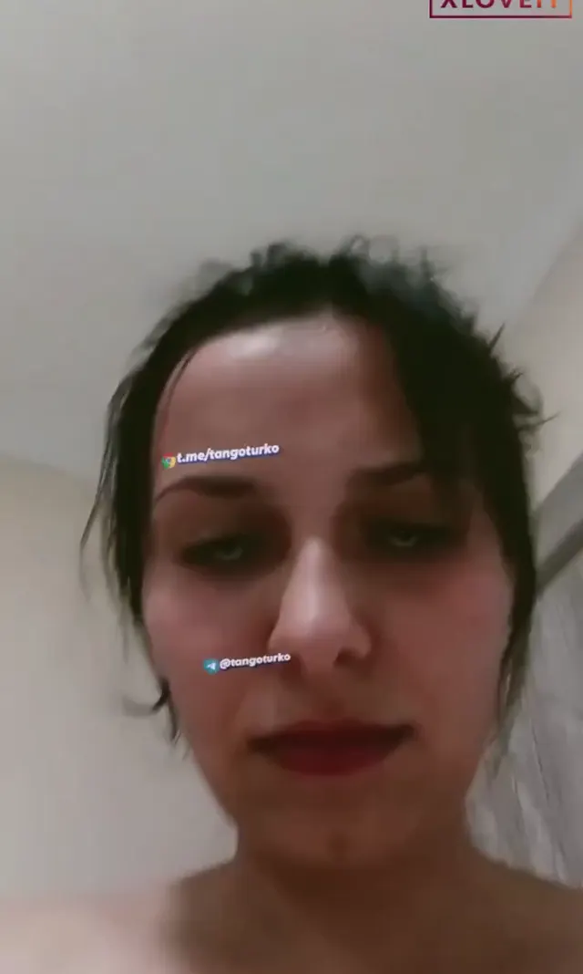 Ceren — Ateşli Ceren ifşa genç lezbiyenler öpüştü · sahne 1