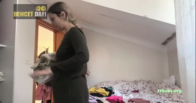 Ayşe Akdemir — Ayşe Akdemir · sahne 3