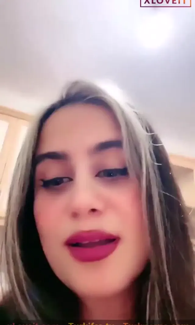 Ayşe Elbi ifşa Büyük memeli olgun yayında çalkaladı — Ayşe Elbi — Canlı Yayınlar · sahne 3