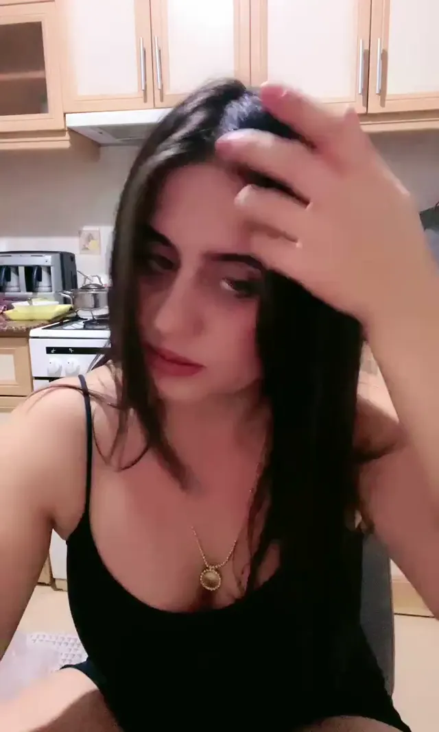 Ayşe Elbi ifşa Milf hatundan canlı yayın izle — Canlı Yayınlar · sahne 3