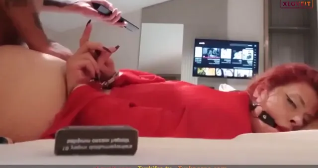 BDSM Porno Türk Hottie Kittyyy eller ağız bağlı sert sikildi — Hottie Kittyy — Konulu Porno · sahne 2