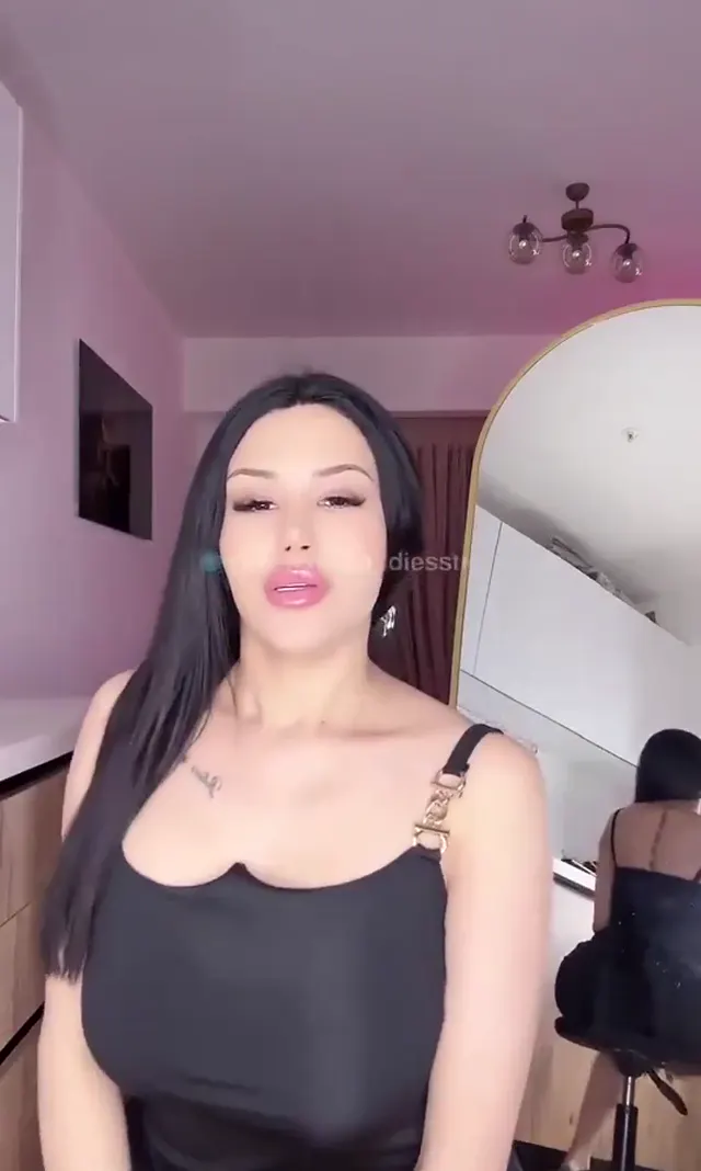 Bigo Burcu ifşa – HD yayın videosu Vol 5 — Burcu — Canlı Yayınlar · sahne 1