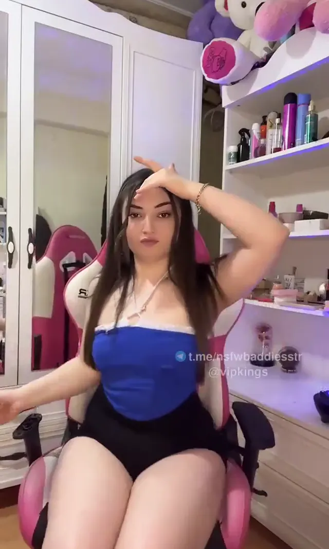 Özgül — Bigo Özgül ifşa balıketli kızın yayın videosu · sahne 1