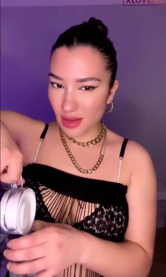 Burcu Yıldız ifşa Jartiyerli full yayın videosu — Burcu Yıldız — Canlı Yayınlar · sahne 3