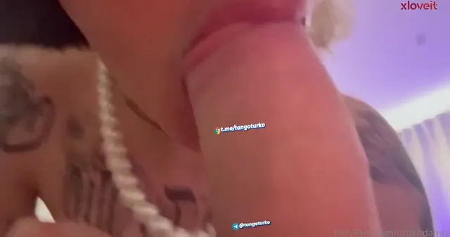 Damla Özden Porno Diz çöküp dalgayı sömürdü — Damla Özden — Mobil Porno · sahne 3