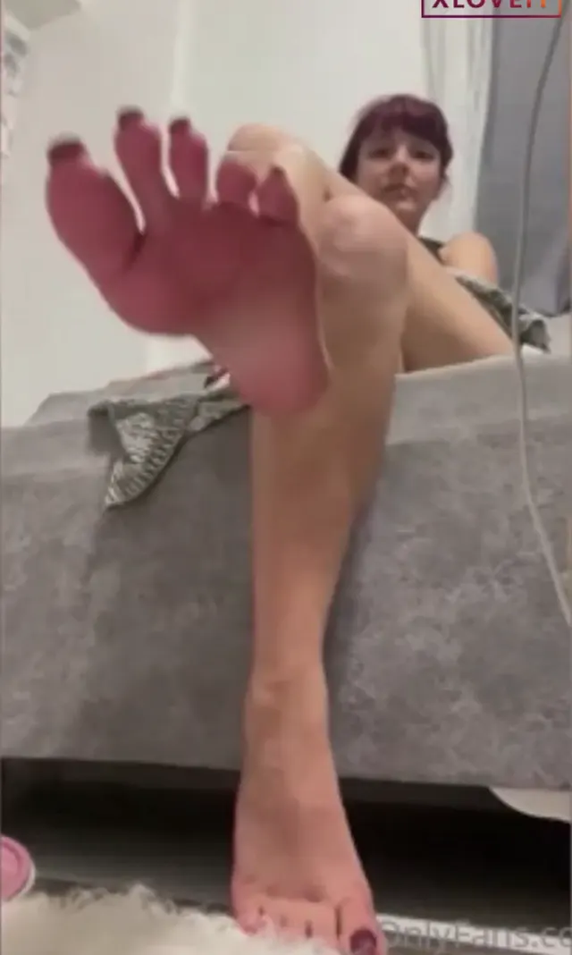 Dilek Kaya ifşa Seksi ayaklarını sergiledi — Dilek Kaya — Türk ifşa · sahne 3