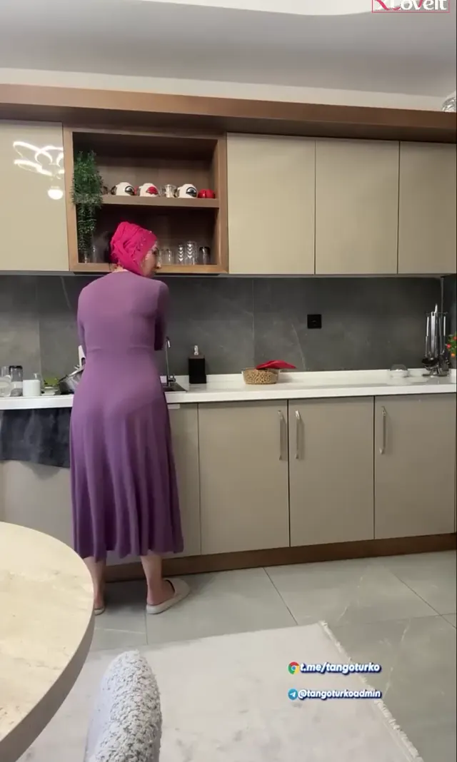 Fatma ile Her Telden Canlı yayın videosu Vol 3 — Fatma ile Her Telden — Canlı Yayınlar · sahne 1