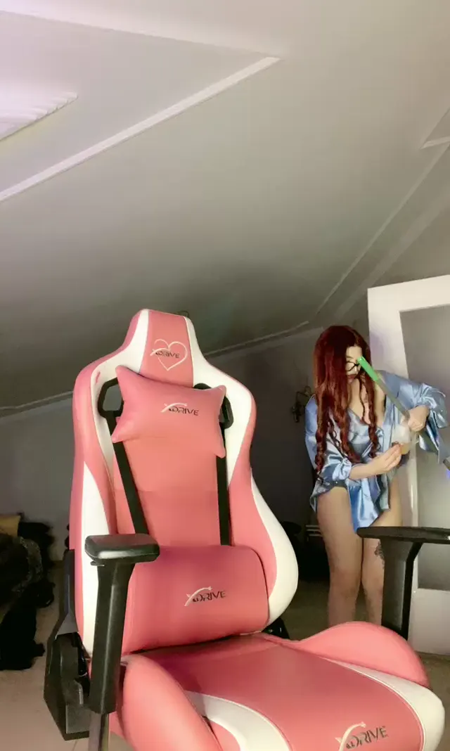 Hello Despina ifşa Gömlekli nude yayınını seyret — HelloDespina — Canlı Yayınlar · sahne 1