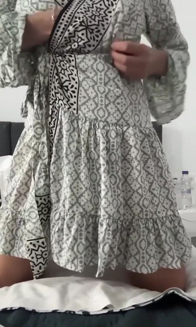 Karolin Fisekci Patreon Videolari Otel Odasinda Yatakta 13092025 — Karolin Fişekçi — Türk ifşa · sahne 2