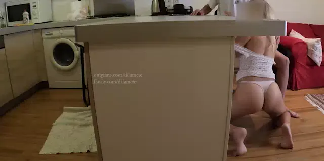 Aldatma porno HD Dila Mete işe gidince genç sevgilisine verdi — DilaMete — Konulu Porno · sahne 2