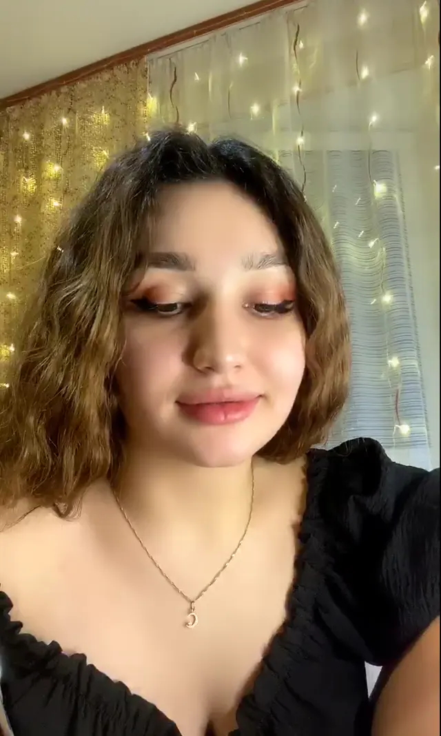 Leyla Çok Fena — Türk ifşa · sahne 1