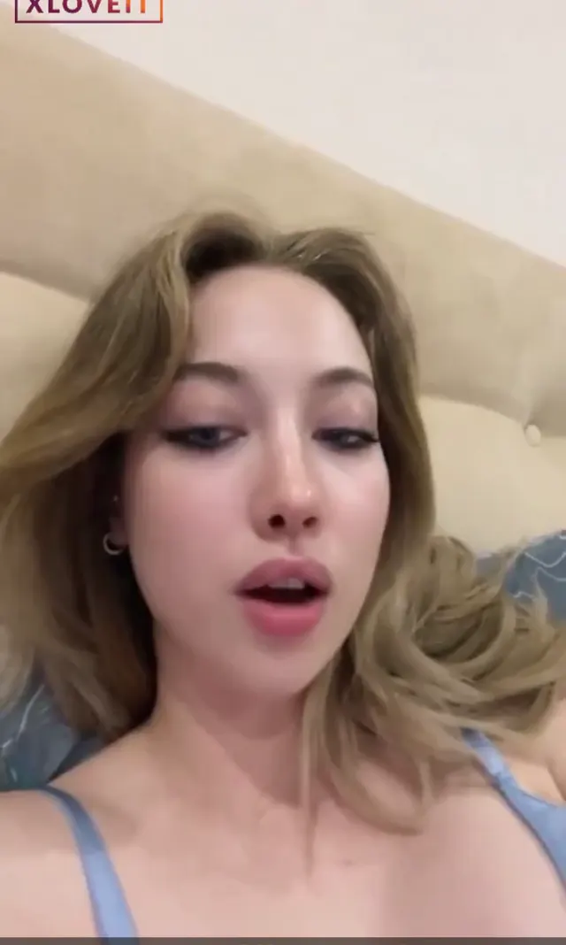 Luna Bognya ifşa nude TangoLive yayın yaptı — Luna Bognya — Canlı Yayınlar · sahne 2