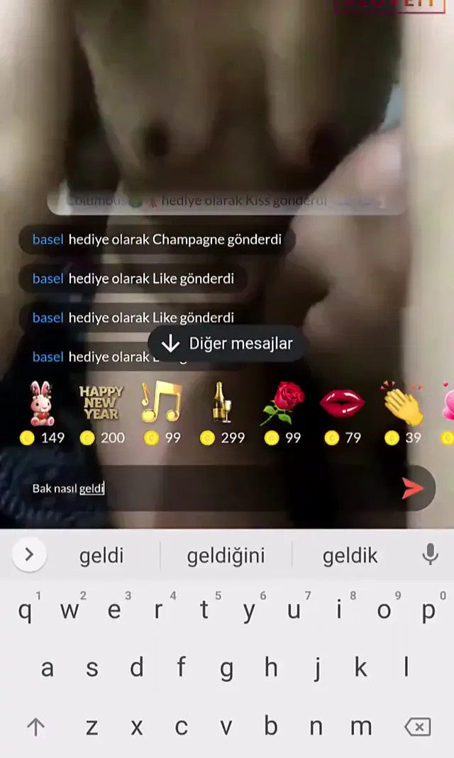 Divanda Sikiş Meriyy Ateş yayında hardcore sikildi — Amatör Porno · sahne 1