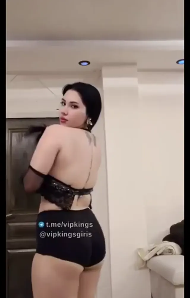 MissHoca — MissHoca ifşa – Tiktok yayın videosu Vol 16 · sahne 3