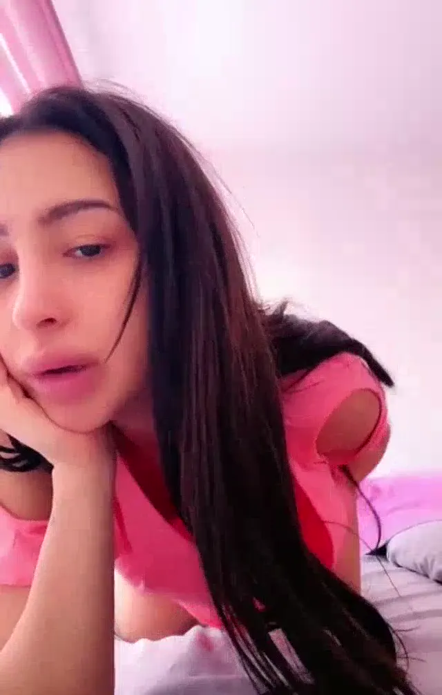 Pabirli ifşa Memelerini göstermek için bolca domaldı — Tango Pabirli — Bedava Porno · sahne 3