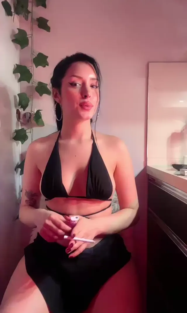 Pinkqueen ifşa Yatak odasında yayın açtı — Tango Pink Queen — Canlı Yayınlar · sahne 3