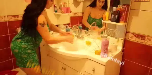 Prenses Annesi ifşa Katıl Youtube video Part 65 — Prenses Annesi — Bedava Porno · sahne 3