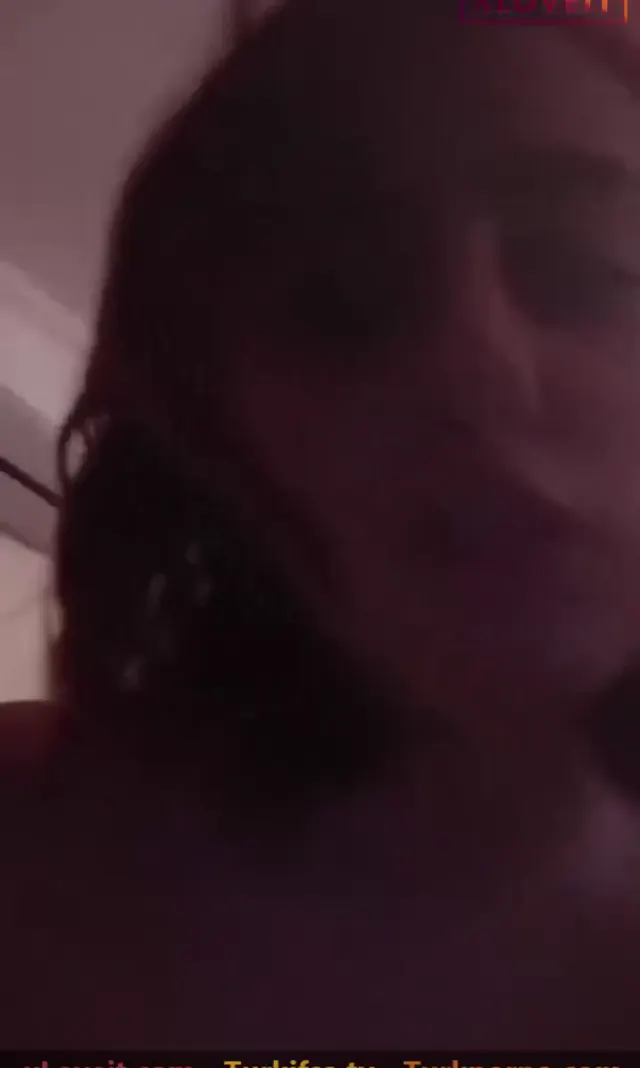 Sevişme — Sevişme Porno Ateşli Alev sakso seks memelere sürtme · sahne 3