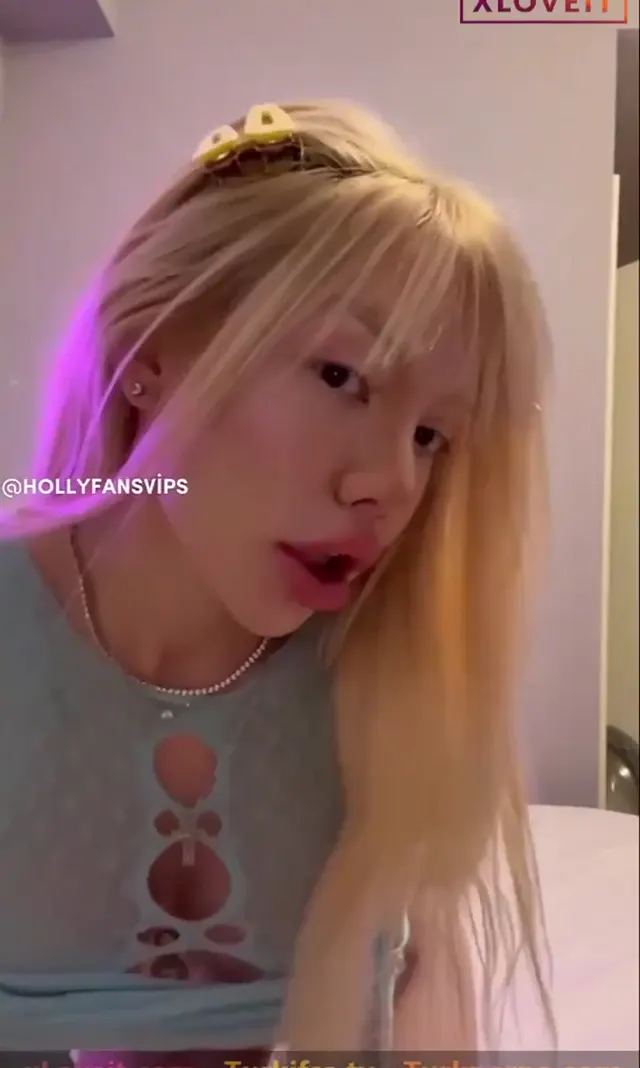 Sindy228 ifşa Dildoyla zevkten dört köşe oldu — NiceKaroliny — Türk ifşa · sahne 1