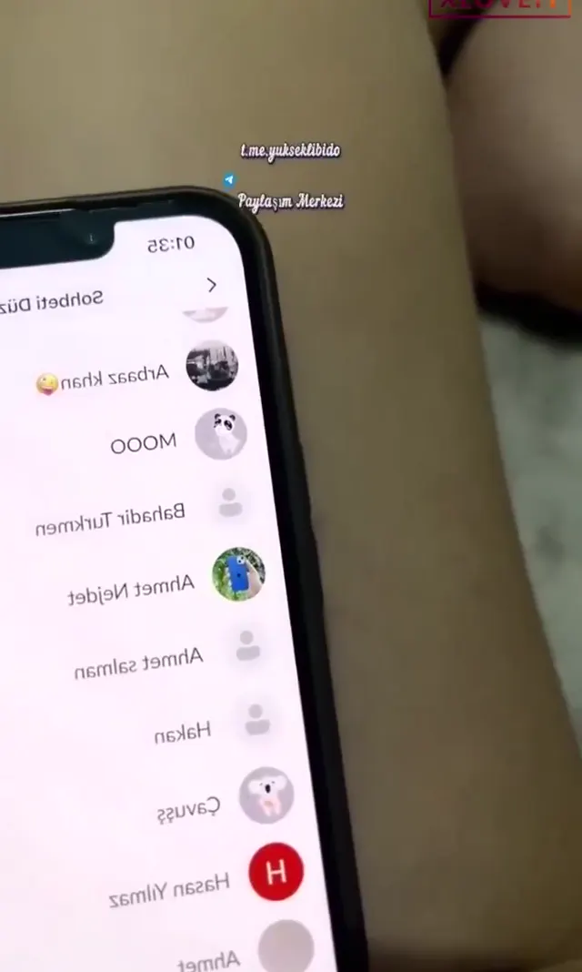 Şişman Porno Eda sikilirken aklı fikri yayında — Mobil Porno · sahne 1