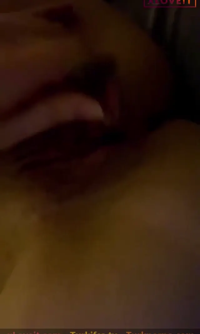 Tango Pelin ifşa Sexy hatun amına makyaj fırçası soktu — Tango Pelin — Canlı Yayınlar · sahne 2