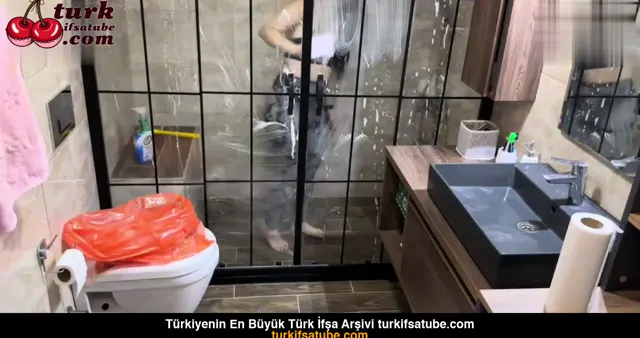 Talya Burcu Nu Youtuber Partisinin 9 Bolumunde Katilin — Talya Burcu — Türk ifşa · sahne 3