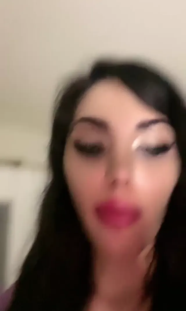 Tango Afrodit ifşa Sexy Kürt kızı canlı yayın seyret — Tango Afrodit — Canlı Yayınlar · sahne 1