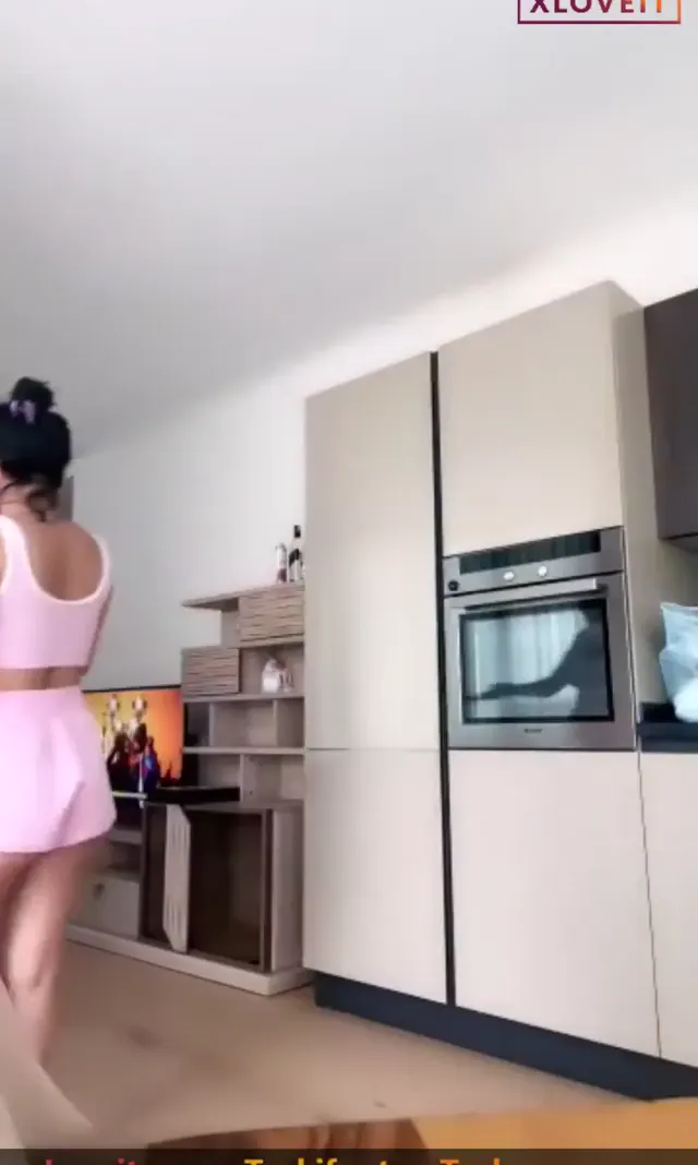 Tango Bloom full yayın seyret — Tango Bloom — Canlı Yayınlar · sahne 3