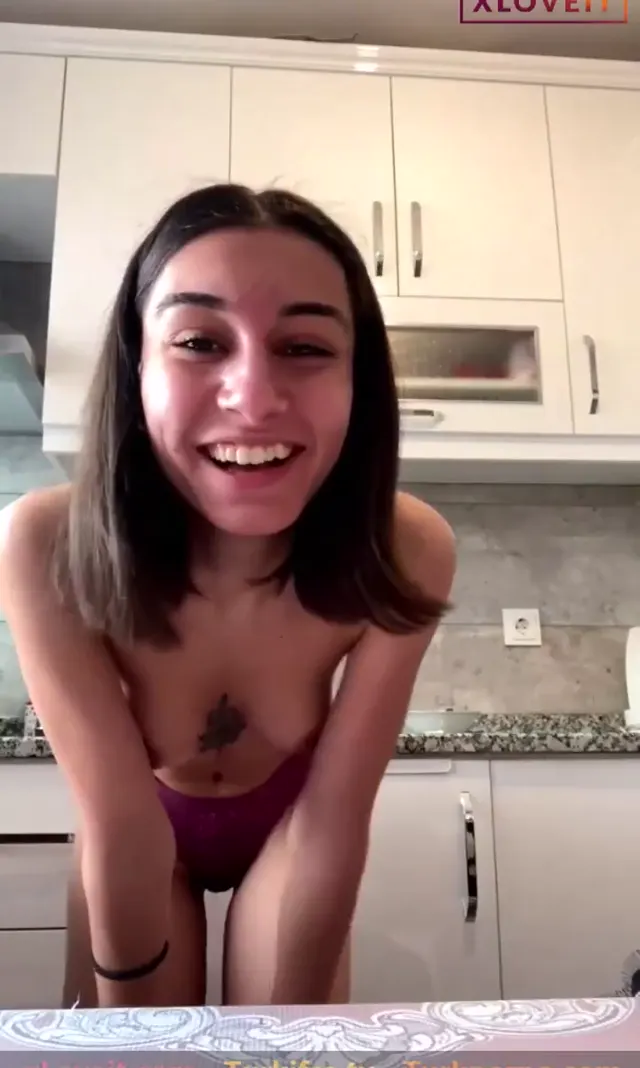Ceyda Sevim ifşa 2 kuduruk üniversiteli kız yayında — Ceyda Sevim — Canlı Yayınlar · sahne 1