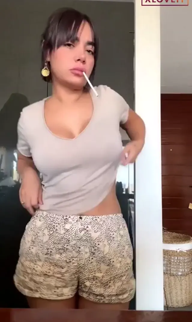 Tango Daisy ifşa Olgun esmerdan yayın seyret — Canlı Yayınlar · sahne 1