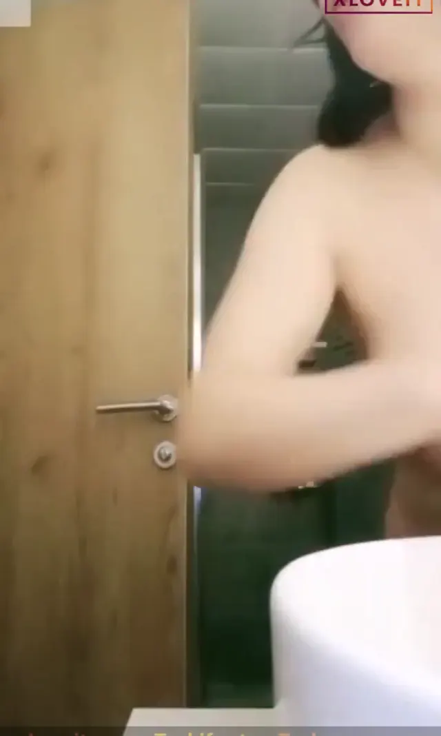 Işıl — Işıl ifşa Seksi kızdan nude yayın videosu · sahne 3