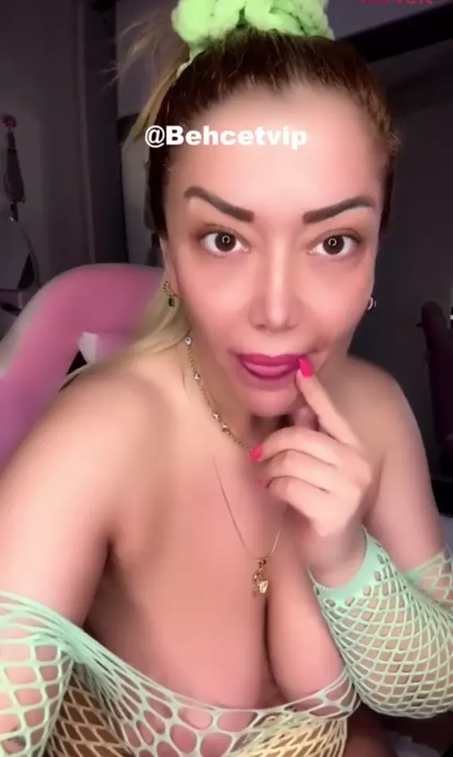 Tango Koko ifşa Olgun kaşardan nude yayın — Canlı Yayınlar · sahne 2