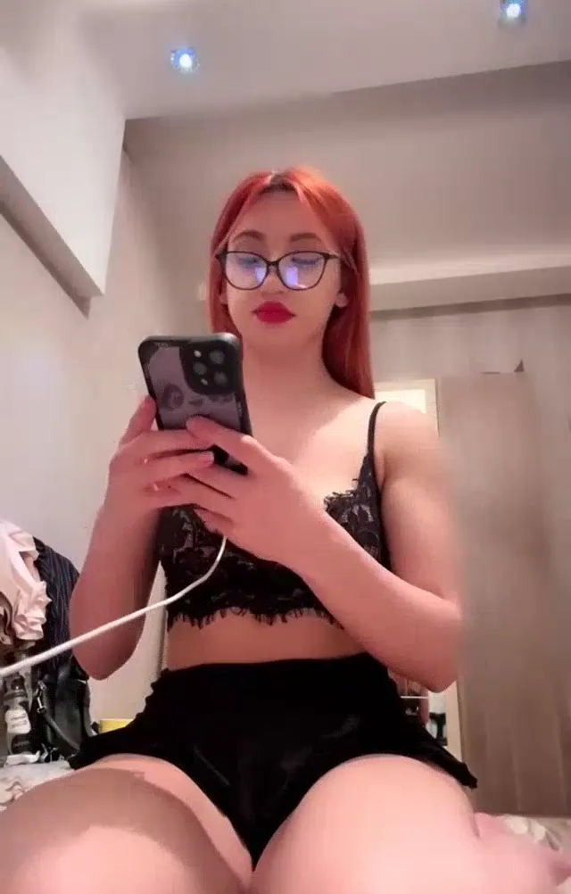 Tango Selinay ifşa Sesxy hatundan yayın seyret — Bedava Porno · sahne 2