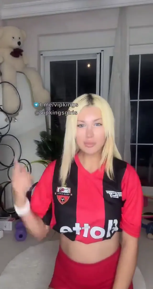 Tiktok Misshoca ifşa Sarışın çıtırdan 1 saatlik yayın — Canlı Yayınlar · sahne 2