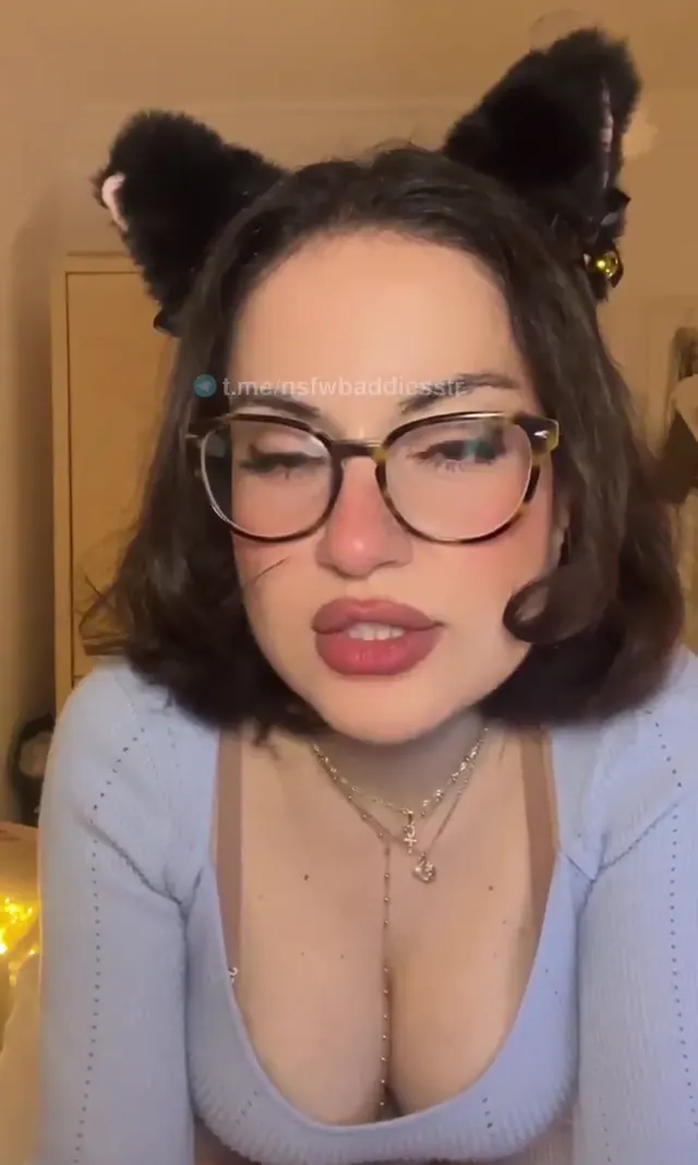 Tiktok Prof Virgin ifşa – Canlı yayın video Vol 18 — Prof Virgin — Canlı Yayınlar · sahne 3