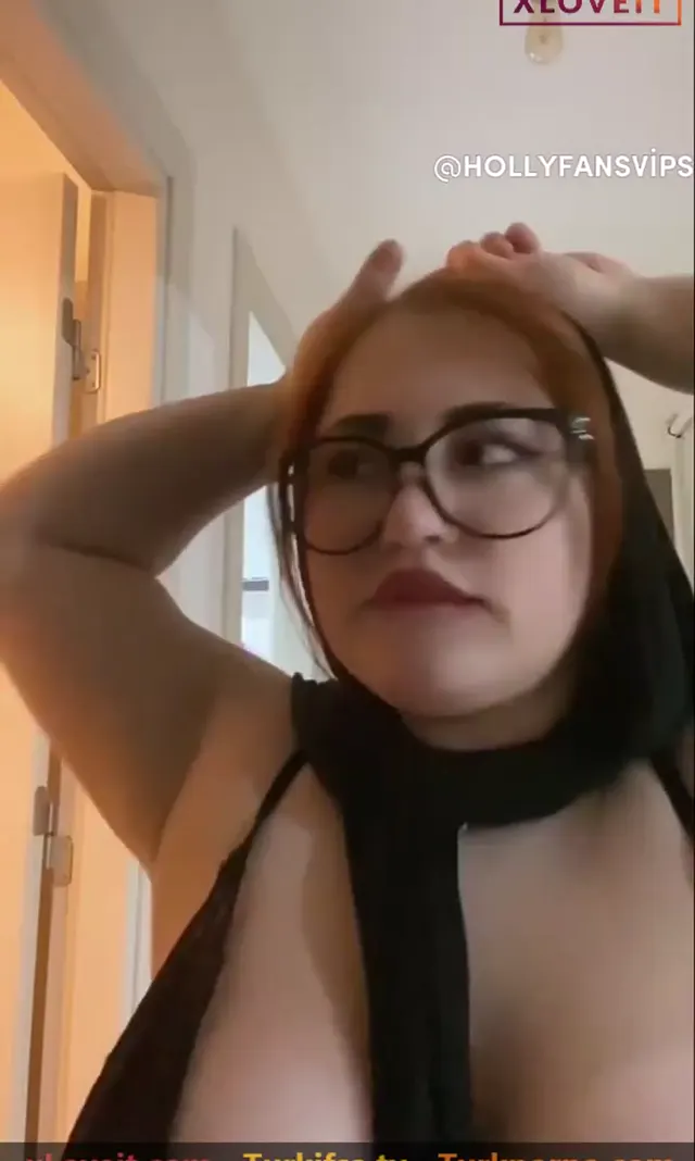 Türbanlı ifşa Hazal Kılınç açtı memeleri önümüze koydu — Hazal Kılınç — Bedava Porno · sahne 3