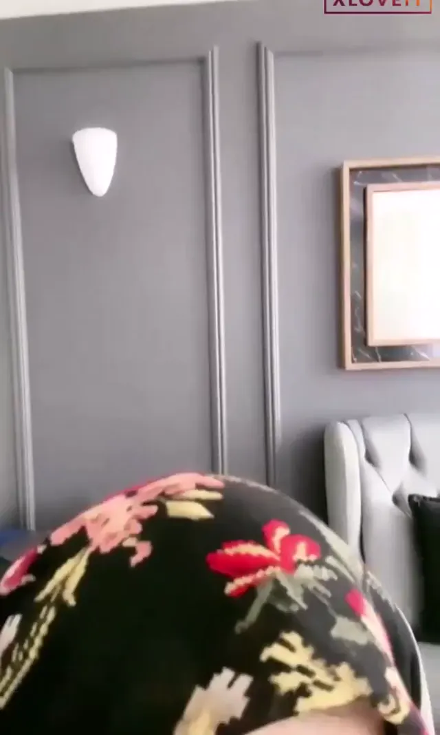 Türbanlı Kız ifşa Meme dekolteli uzun yayını seyret — Türbanlı Kız — Canlı Yayınlar · sahne 3