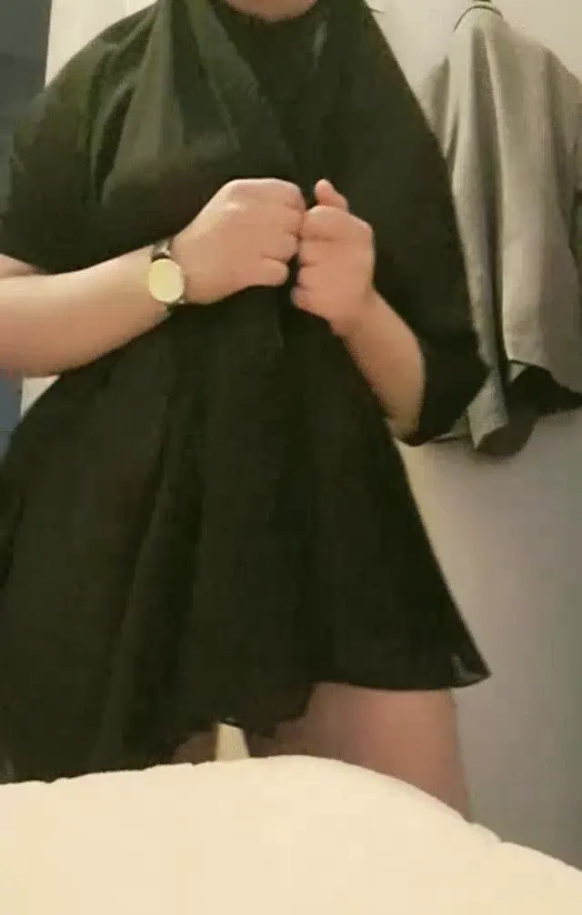 Türbanlı Öğretmen ifşa Banyoda memelerini açtı — Türbanlı Öğretmen — Bedava Porno · sahne 1