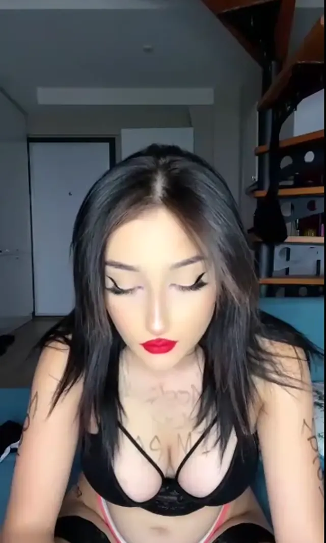 Türk Hatun Asteria — Türk ifşa · sahne 3