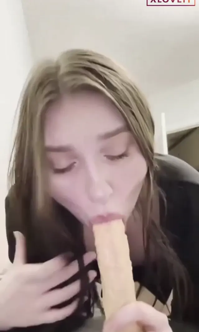 Türk ifşa Alya nude show yaptı — Canlı Yayınlar · sahne 2