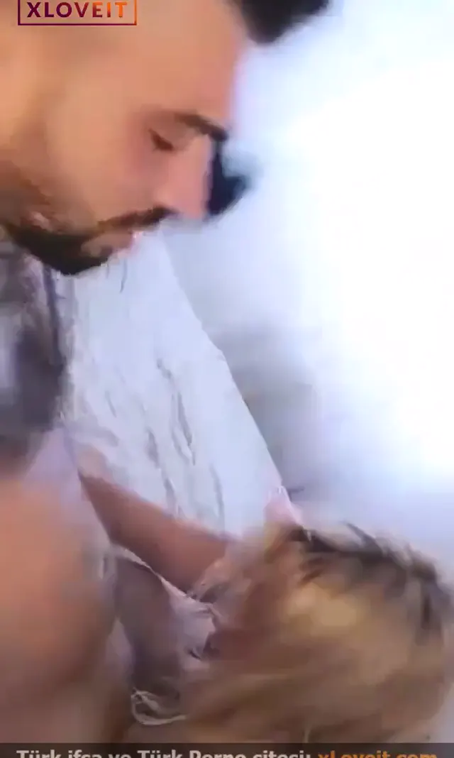 Türk milf sakso seks video sarışın ateşli — Amatör Porno · sahne 1