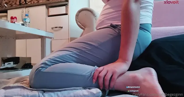 Türk Mistress Sahibe Gezgin ifşa videosu Part 5 — Sahibe Gezgin — Türk ifşa · sahne 3