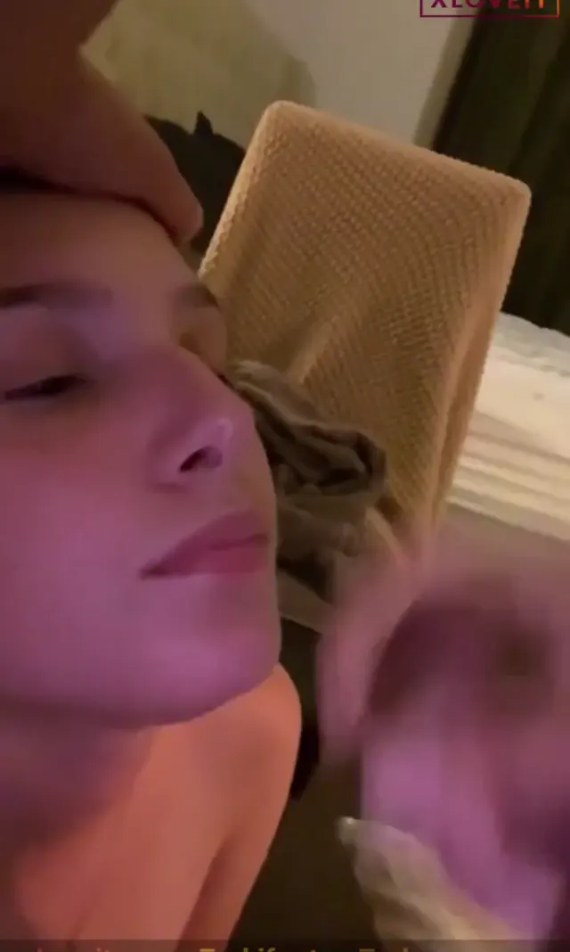 Türk Porno Arzu Erdem sakso sikiş videoları — Amatör Porno · sahne 2