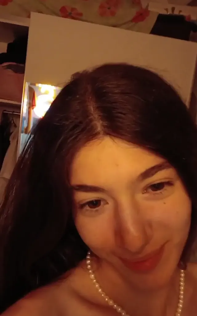 Uff Paylasim Geceydi Ama Buna Dayanamadim Cerez Gibi Goturun Yas 18 Vucut Citir Buyukmeme Killar Hic... — Türk ifşa · sahne 3