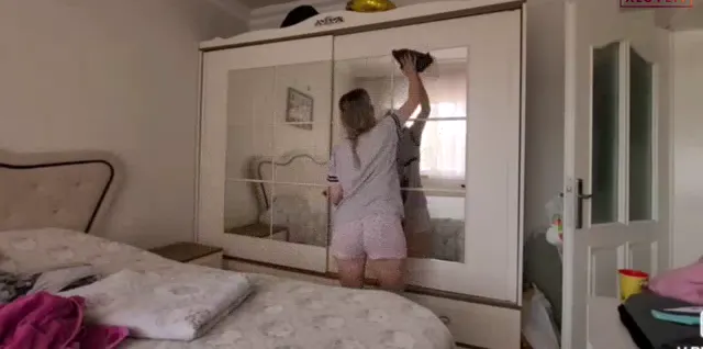 Zeynep Tümbek ifşa Katıl Youtube Part 64 seyret — Zeynep Tümbek — Bedava Porno · sahne 3