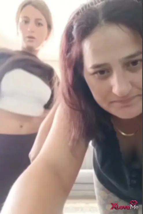 Tango Yayınları — Anne Kız öpüşme ifşa vay anasını